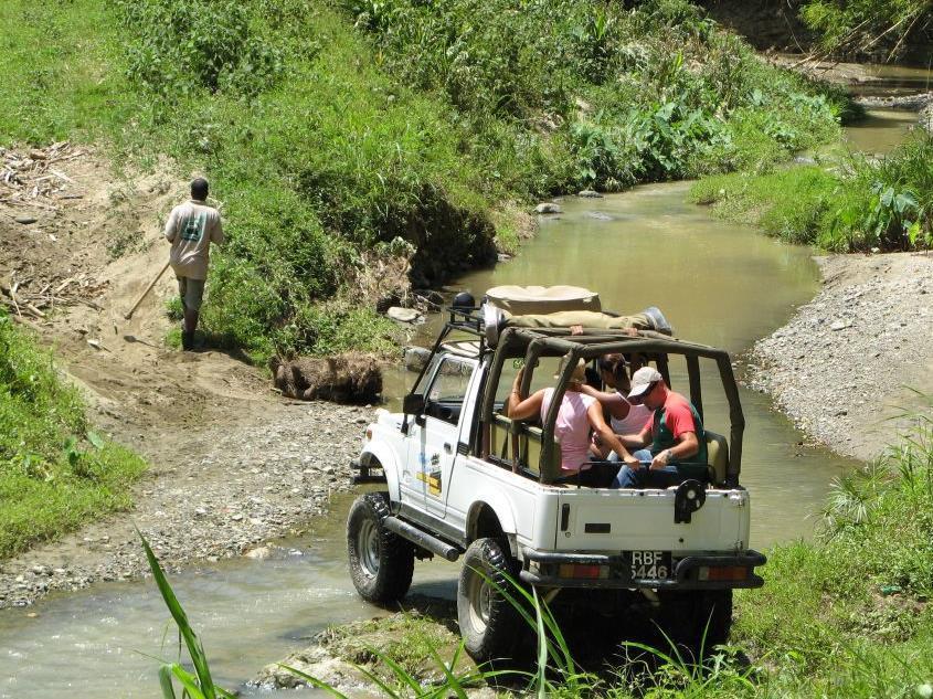 Sauraha Nana Hotel Kültér fotó