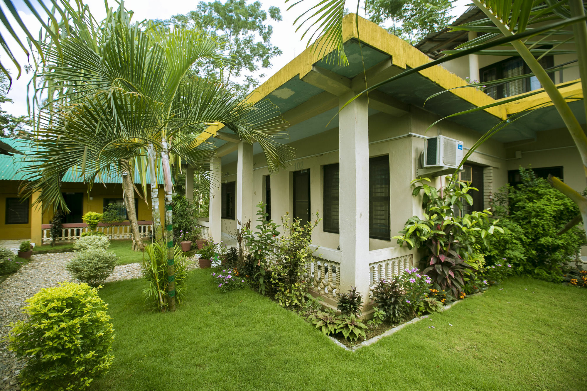 Sauraha Nana Hotel Kültér fotó